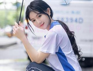 秀人网 – 在李可儿的清纯作品中，散发着什么样的暗香？