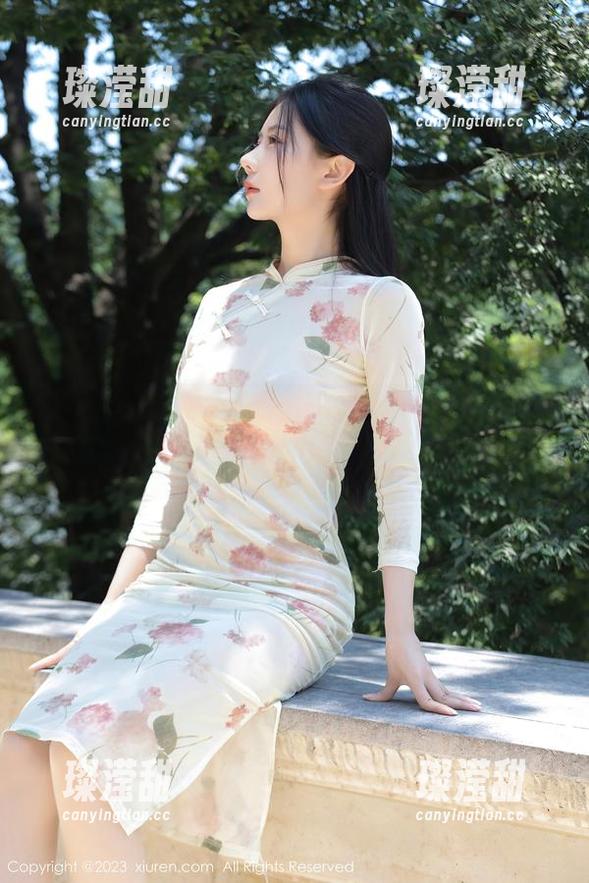 秀人网 - 江淑影river与眼镜，图包不是很正常，但就是有种吸引力。