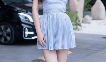 秀人网 – 图册《黑白》：赤间菀枫的超级无敌洗脑式写真，保证你看完会想喝杯水解渴！