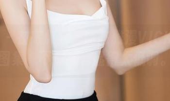 秀人网 – 在高级舱里的陈雅漫VICKY空姐图集，不仔细看显得太低调。