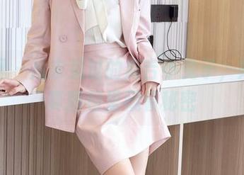 秀人网 – 从未见过的麻吉小兔子，她的写真图包里藏着秘密