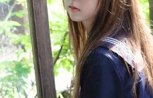 稚乖画册 – 赤西夜夜视角下的修女，写真背后的另类腔调