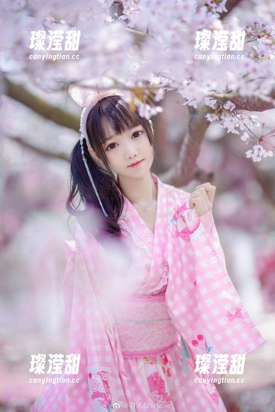 玛修海边图集更新，羽天shine的美，让人想再看一眼（或者两眼？）
