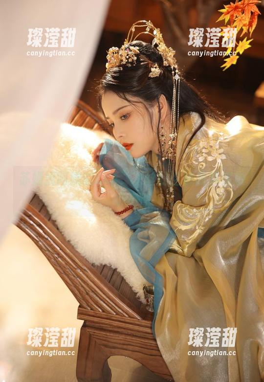 苏嫣嫣阿姨的cos，灰丝的诠释我其实也听不懂