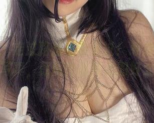 微密圈 – 走过路过不要错过！葱油饼er的礼服写真，原图比我预想的好太多。