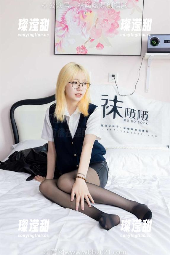 袜啵啵-小甜豆 袜啵啵 - 这图册里,小甜豆的油亮厚黑丝,仿佛在提醒我什么……