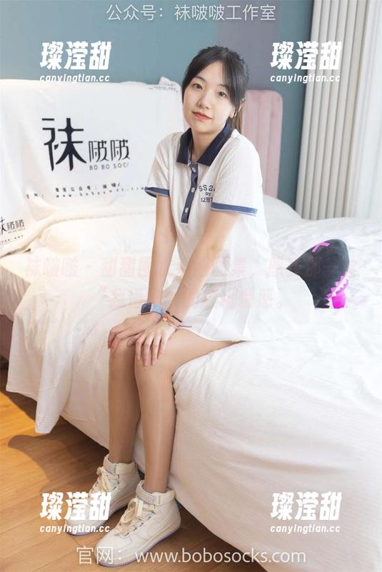 袜啵啵 - 甜甜圈水手服图集，感受那一丝“我懂你”的模糊情感。