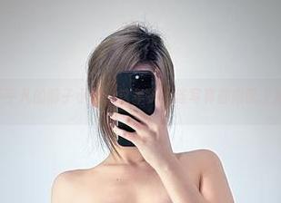 微密圈 – 不平凡的醇子小姨：这年头，连写真都得配上视频title？