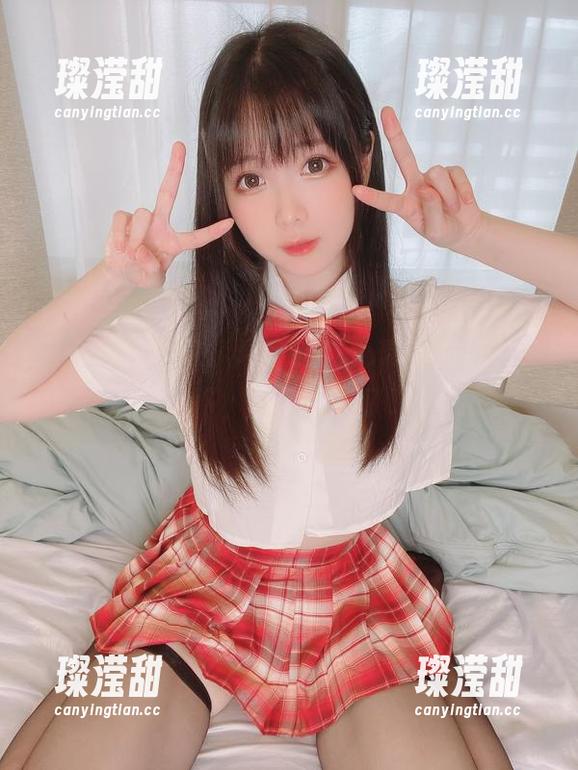 更新一波美图，霜月shimo带你航行在碧蓝之下，黛朵听到了吗？