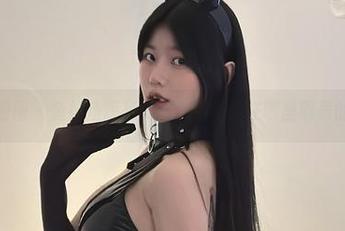 微密圈 – 鱼神鱼短裙美图，你问我在哪里取景的？
