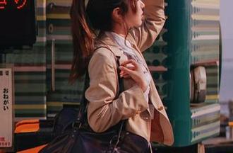 橙色泳衣图集——黑川年上彼女，连人偶都得自愧不如